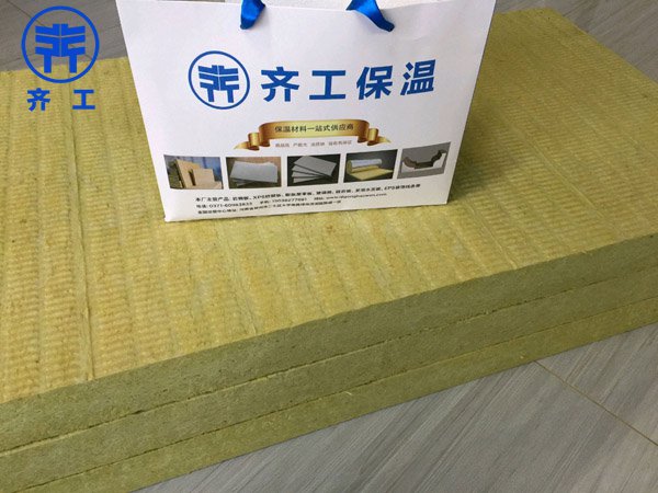 岩棉板价格每平米